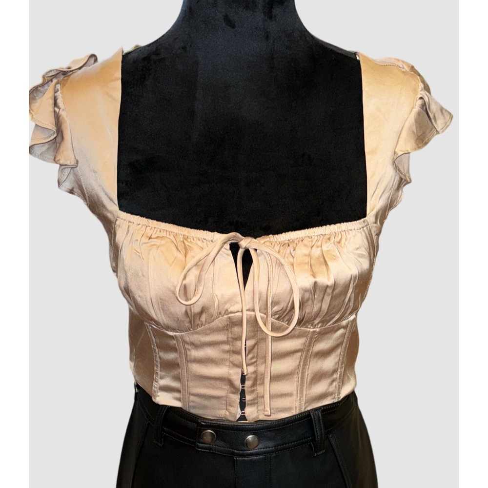 Women’s cream top, ASTR size S with Tags